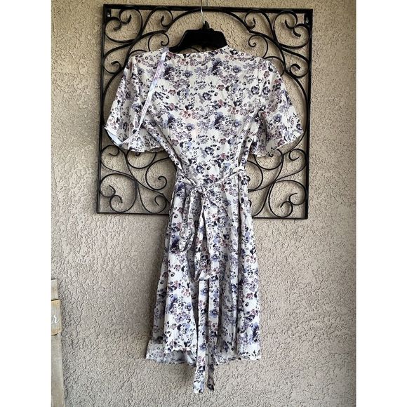 Missguided Maternity Front tie mini Dress - Size 2 - Floral Lilac / Multicolored - Picture 5 of 12